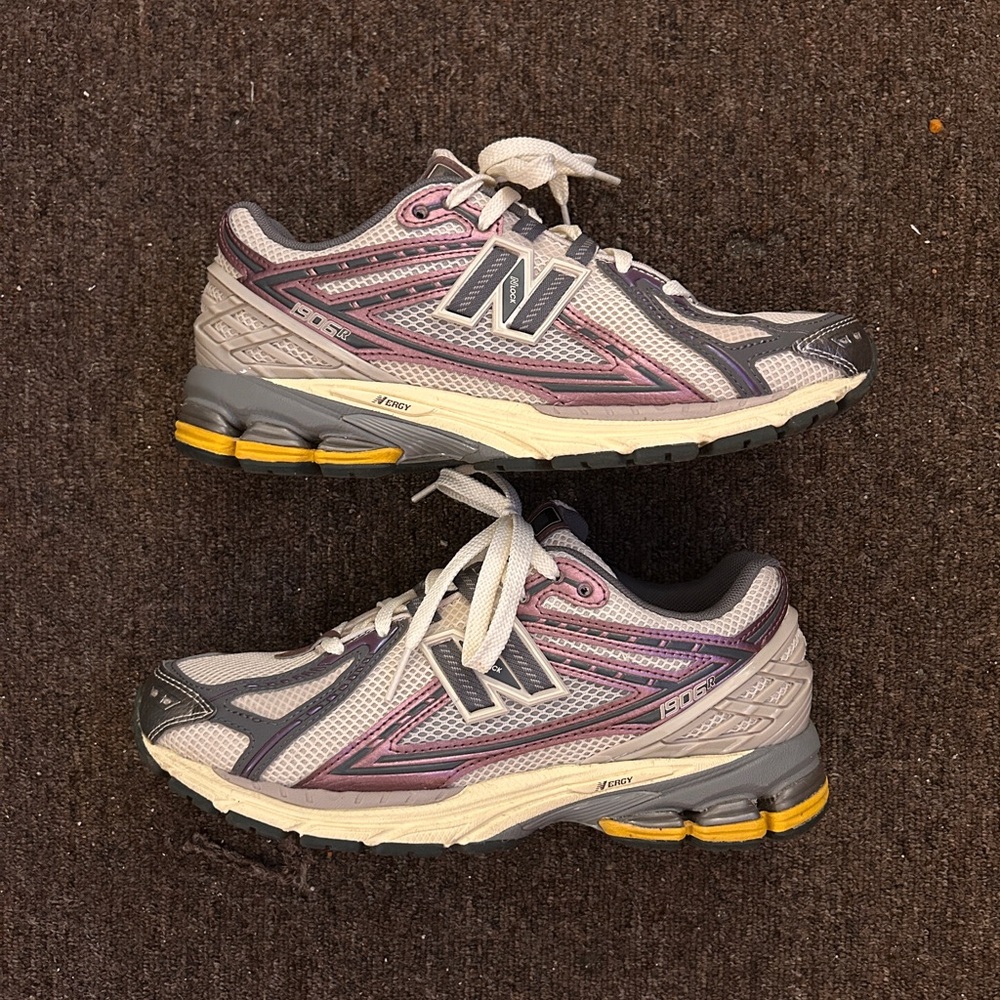 New Balance 1906